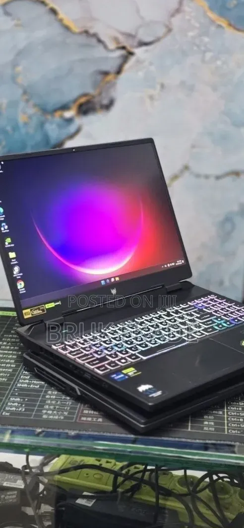 New Laptop Acer Predator Helios Neo 16 16GB Intel Core i7 SSD 512GB