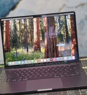 New Laptop Apple MacBook Pro 2024 M4 16GB Apple M4 Pro SSD 512GB