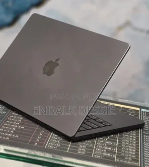 New Laptop Apple MacBook Pro 2024 M4 16GB Apple M4 Pro SSD 512GB