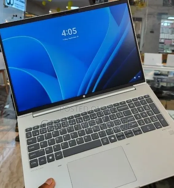 New Laptop HP EliteBook 640 G11 16GB Intel Core Ultra 7 SSD 512GB
