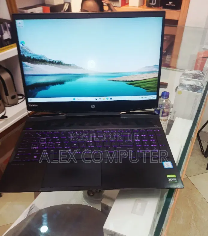 New Laptop HP Pavilion Power 15 16GB Intel Core i7 SSD 512GB