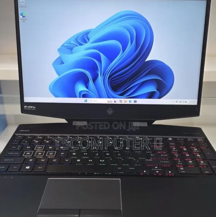 New Laptop HP Omen 15 16GB Intel Core i7 SSD 1T