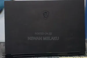 New Laptop MSI Creator 17 B11UE-224 32GB Intel Core i7 SSD 1T