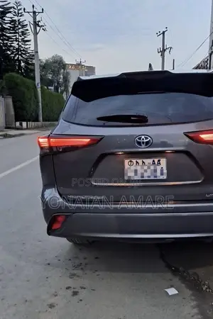Toyota Highlander 2023 Gray