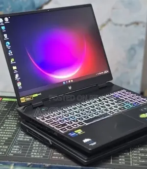 New Laptop Acer Predator Helios Neo 16 16GB Intel Core i7 SSD 512GB
