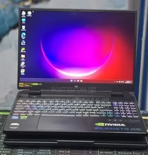 New Laptop Acer Predator Helios Neo 16 16GB Intel Core i7 SSD 512GB