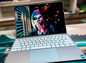 New Laptop Dell XPS 13 16GB Intel Core i7 SSD 512GB