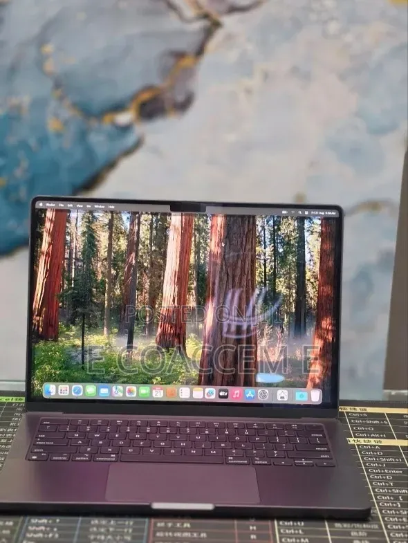 New Laptop Apple MacBook 16GB Apple M4 SSD 512GB