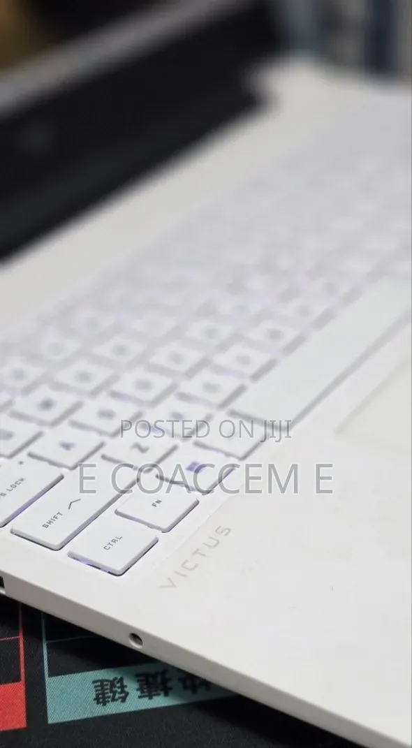New Laptop HP 16GB AMD Ryzen 7 SSD 1T