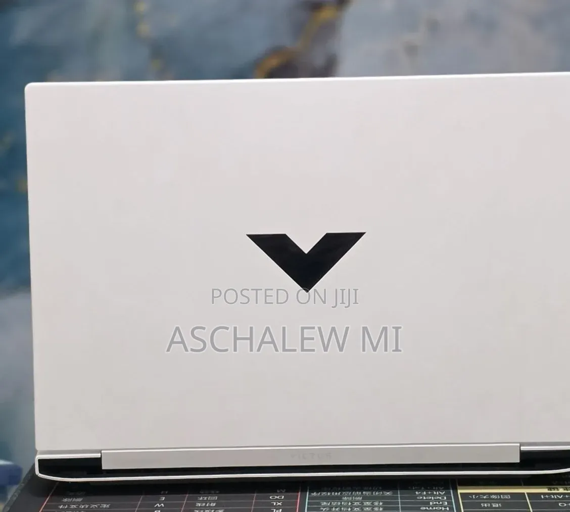 New Laptop HP Victus 16 16GB AMD Ryzen 7 SSD 1T