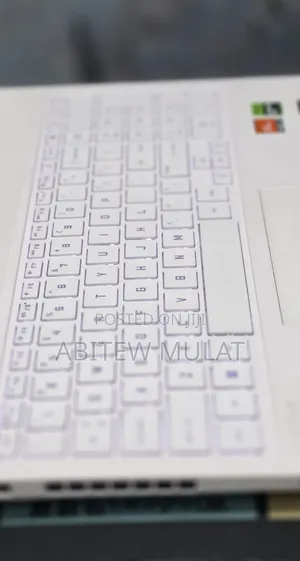 New Laptop HP Victus 16 16GB AMD Ryzen 7 SSD 1T