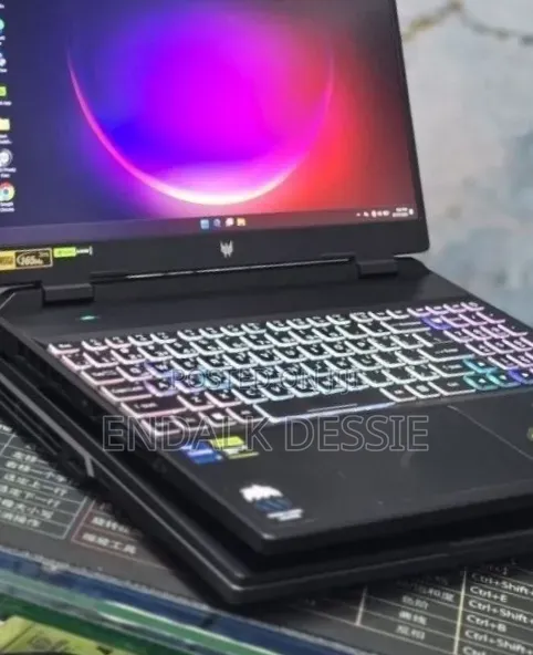 New Laptop Acer Predator Helios Neo 16 16GB Intel Core i7 SSD 512GB