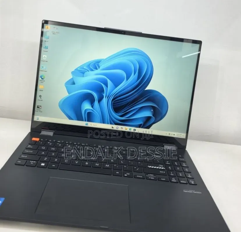 New Laptop Asus Vivobook 15 16GB Intel Core i5 SSD 512GB