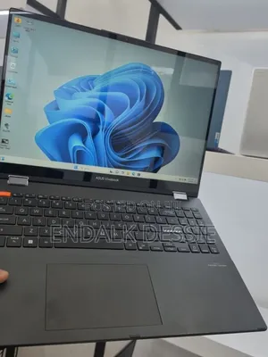 New Laptop Asus Vivobook 15 16GB Intel Core i5 SSD 512GB