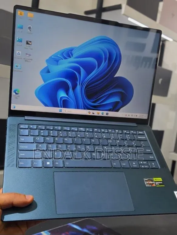 New Laptop Lenovo Yoga 2 16GB AMD Ryzen 7 SSD 512GB