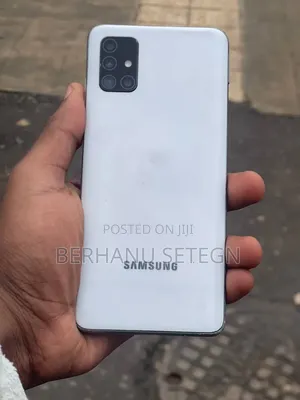 New Samsung Galaxy A51 128 GB White