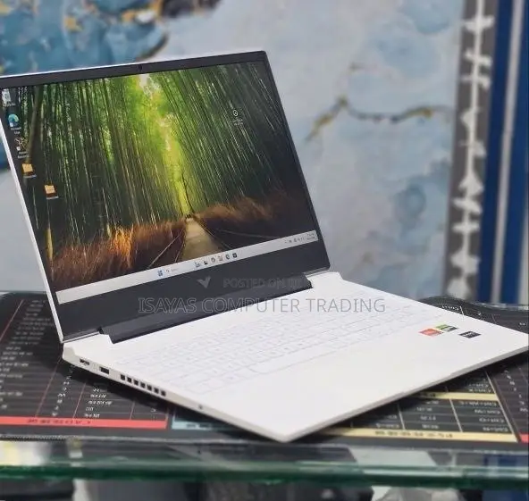 New Laptop HP Victus 15 16GB AMD Ryzen 7 SSD 512GB