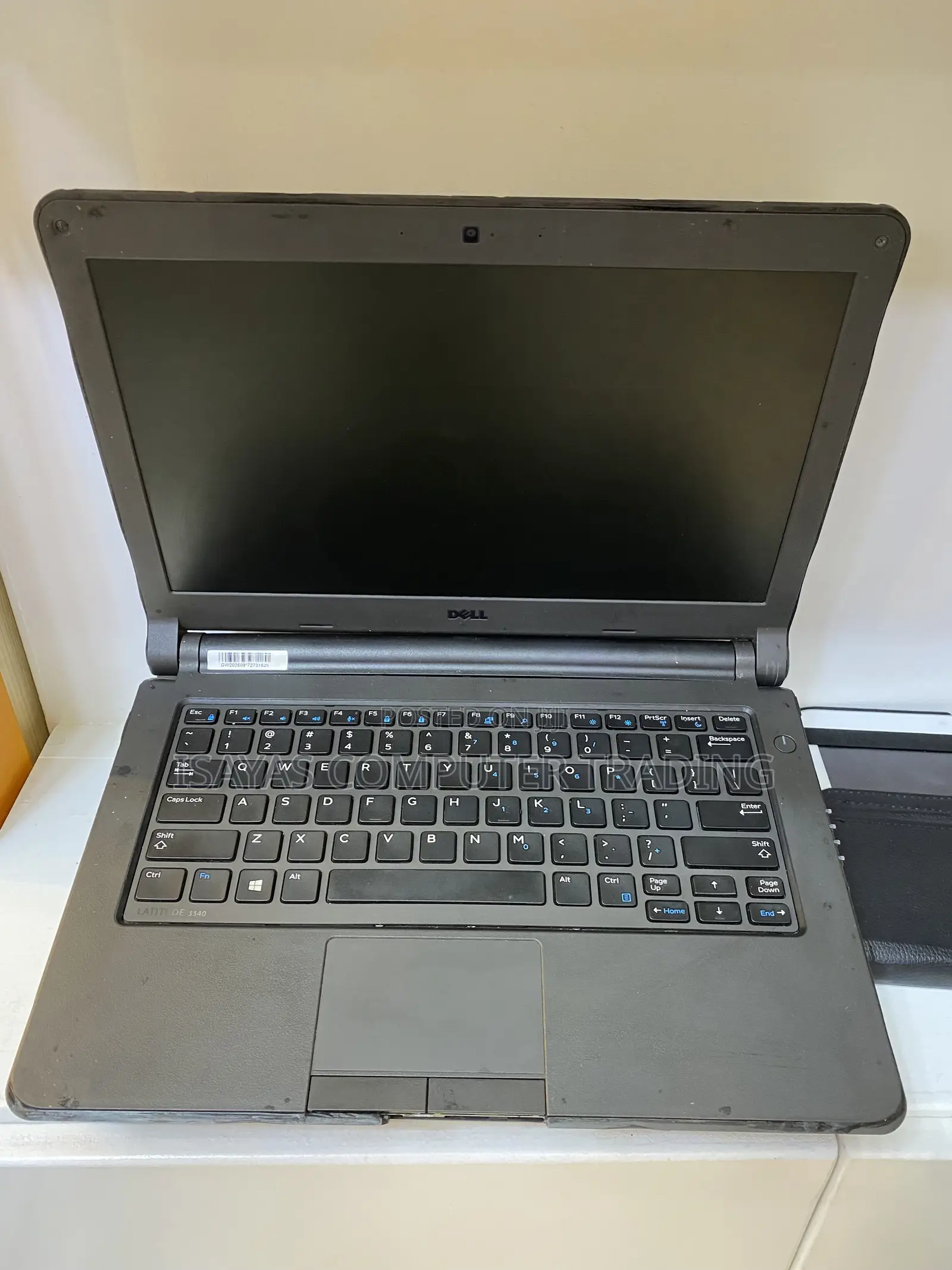 Laptop Dell Latitude 3340 4GB Intel Pentium HDD 320GB