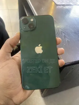 Apple iPhone 13 128 GB Green