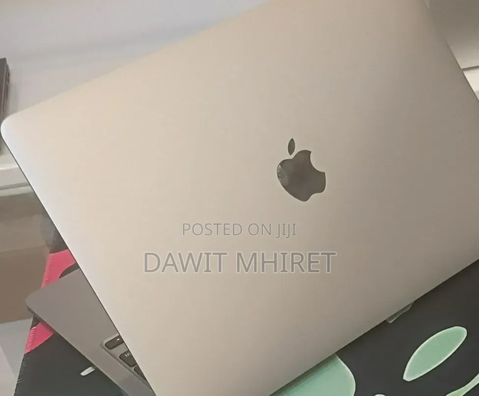 New Laptop Apple MacBook Pro 2021 M1 16GB Apple M1 Pro SSD 512GB