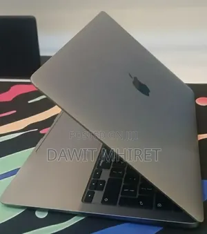 New Laptop Apple MacBook Air 2020 M1 8GB Apple M1 SSD 256GB