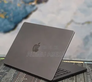 New Laptop Apple MacBook Pro 2024 M4 Pro 16GB Apple M4 Pro SSD 512GB