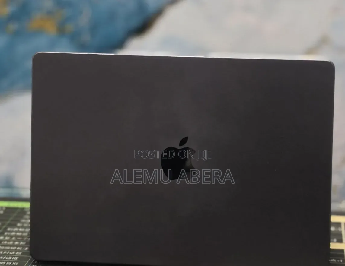 New Laptop Apple MacBook Pro 2024 M4 Pro 16GB Apple M4 Pro SSD 512GB