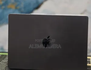 New Laptop Apple MacBook Pro 2024 M4 Pro 16GB Apple M4 Pro SSD 512GB