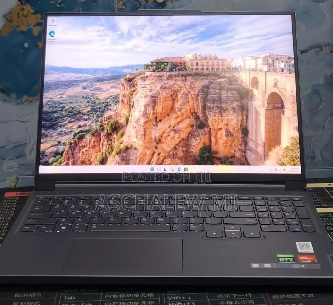 New Laptop Lenovo Legion 5 16GB AMD Ryzen 7 SSD 1T