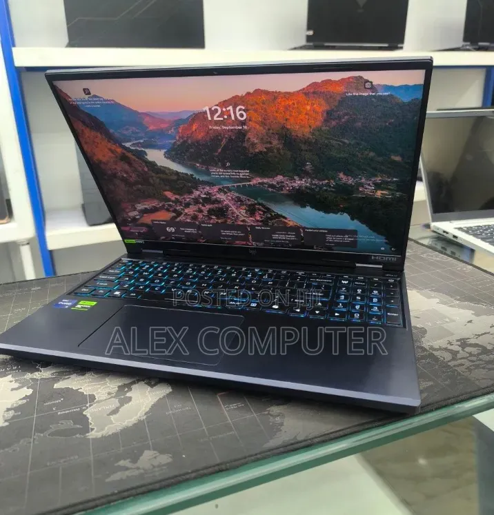 New Laptop Acer Predator Helios Neo 16 16GB Intel Core i9 SSD 1T