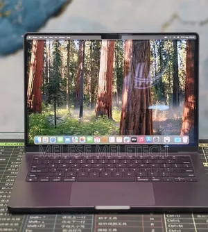 New Laptop Apple MacBook Pro 2024 M4 16GB Apple M4 Pro SSD 512GB