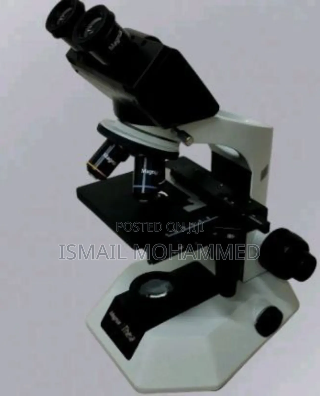 Magnus Microscope