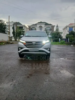 Toyota Rush 1.5 RWD 2021 Silver