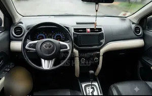 Toyota Rush 1.5 RWD 2021 Silver