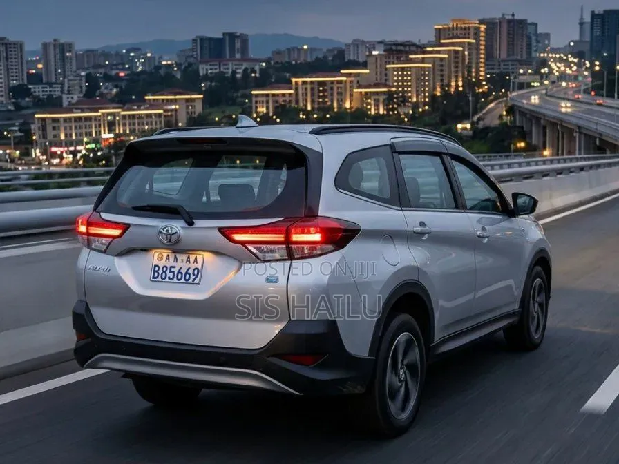 Toyota Rush 1.5 RWD 2021 Silver