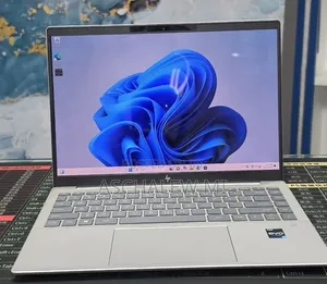 New Laptop HP Pavilion 14 16GB Intel Core i7 SSD 1T