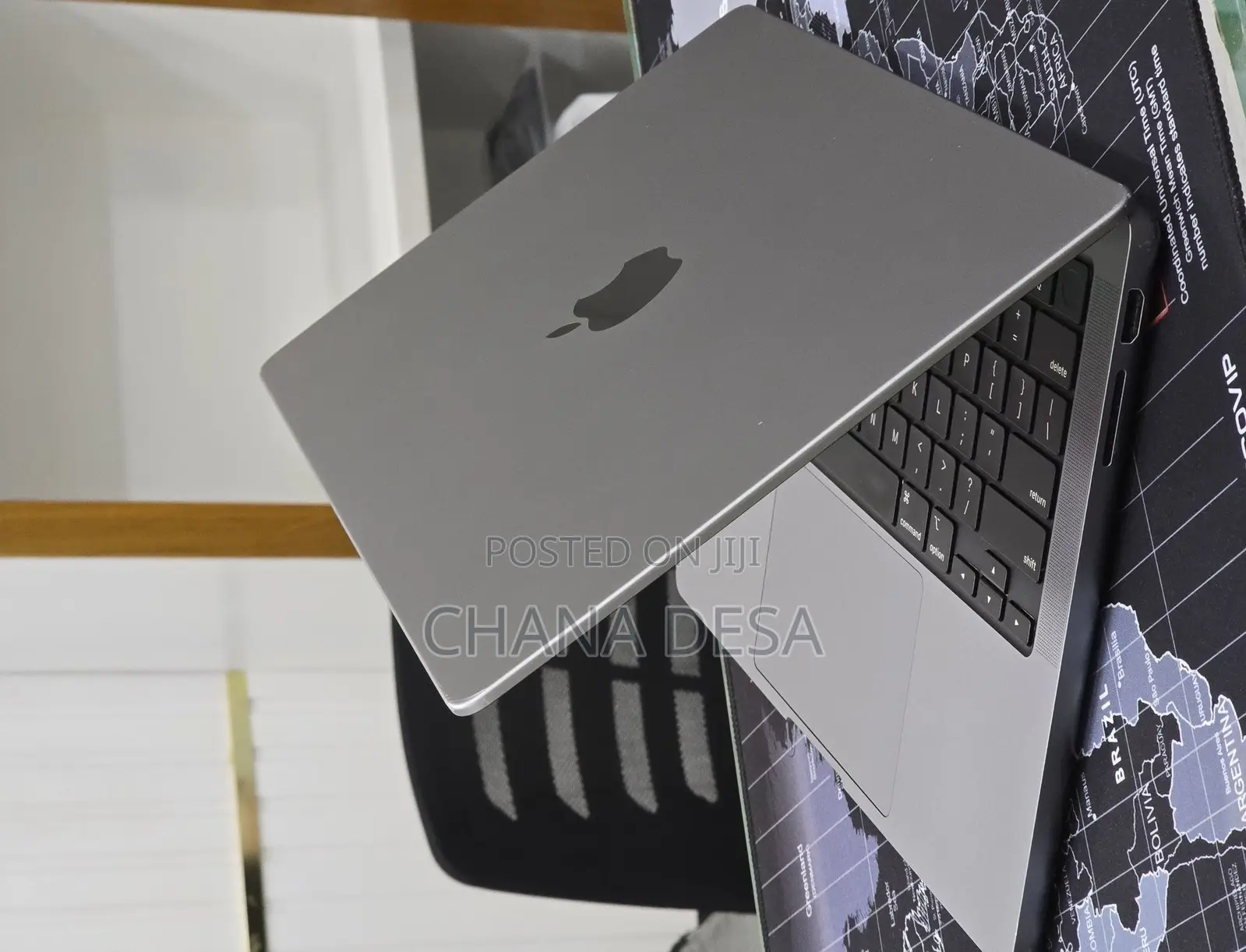 New Laptop Apple MacBook Pro 2023 M3 8GB Apple M3 Pro SSD 512GB