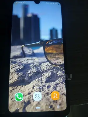 Hisense Infinity H30 128 GB Blue