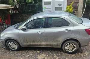 Suzuki Dzire 2022 Silver