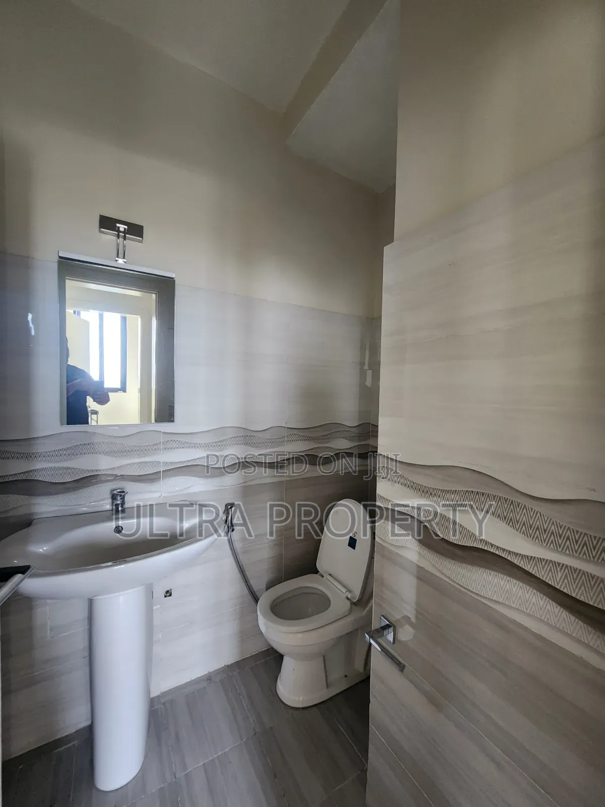 Furnished 3bdrm Apartment in Bole for rent