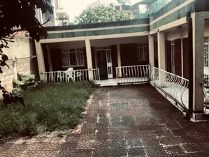 3bdrm House in Bole for sale