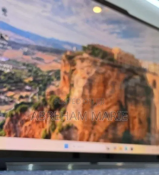 New Laptop Lenovo Yoga 9 16GB Intel Core Ultra 7 SSD 1T