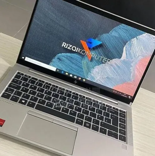 New Laptop HP EliteBook 835 G7 16GB AMD Ryzen 5 SSD 512GB