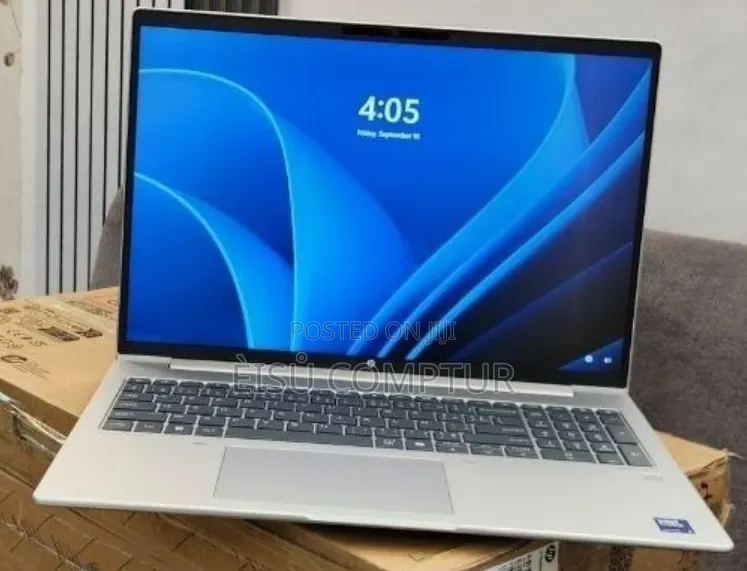 New Laptop HP ProBook 460 G11 16GB Intel Core Ultra 7 SSD 512GB