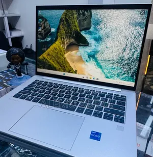 New Laptop HP EliteBook 840 G10 16GB Intel Core i7 SSD 512GB