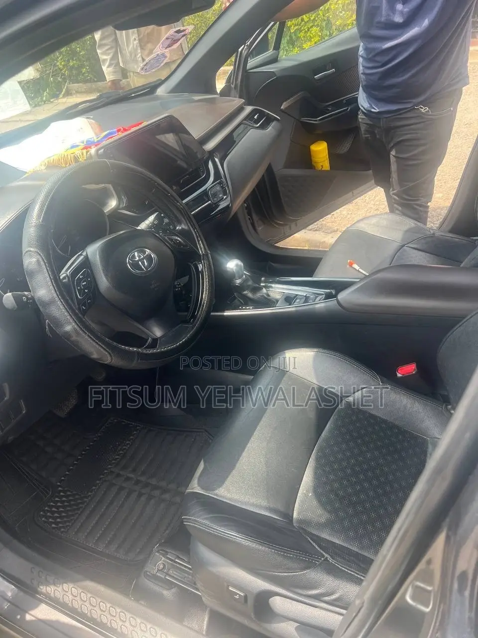 Toyota C-HR 2020 Gray