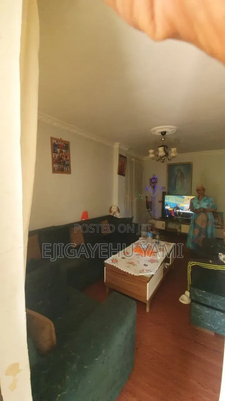 Furnished 2bdrm Condo in Condominium, Bole for sale