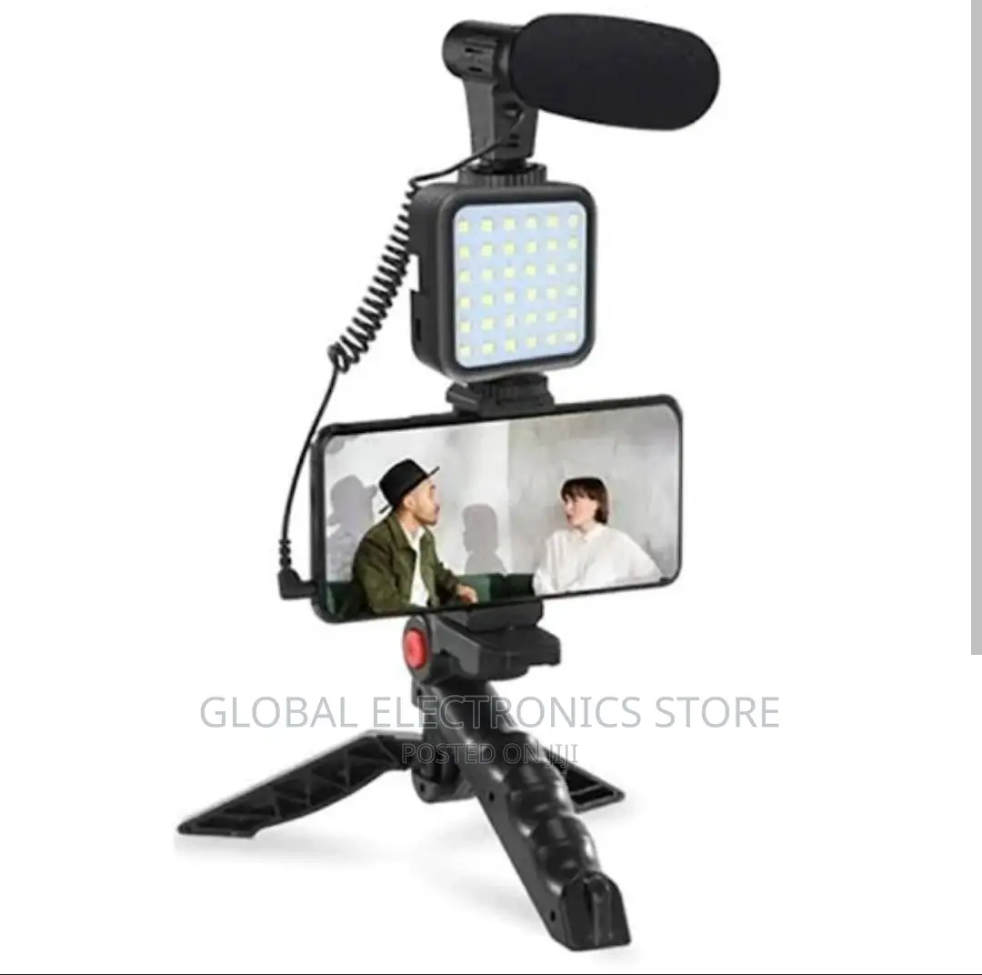 Vlogging Kit + Fill Lamp + Tripod + Mic + Remote