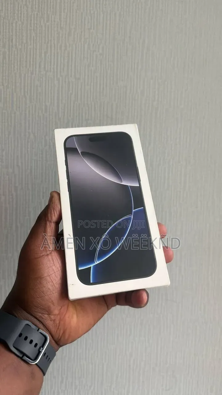 New Apple iPhone 16 Pro Max 256 GB Black