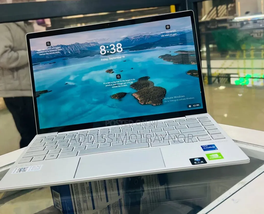 New Laptop HP Envy 14 16GB Intel Core i7 SSD 512GB